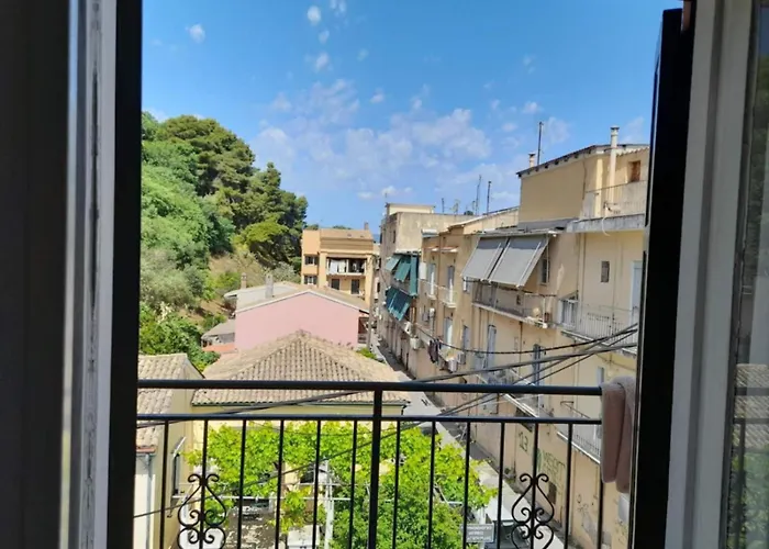 Georgia\'S Apartment Corfu Town